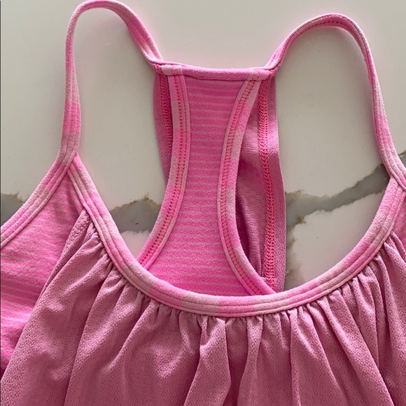 Lululemon No Limit Tank size 6 pink - Picture 3 of 6